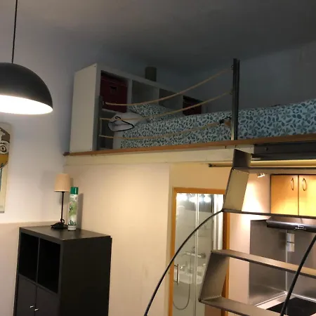 Estudio Finestrelles Barcelona アパート エスプルグエス・デ・ジョブレガット